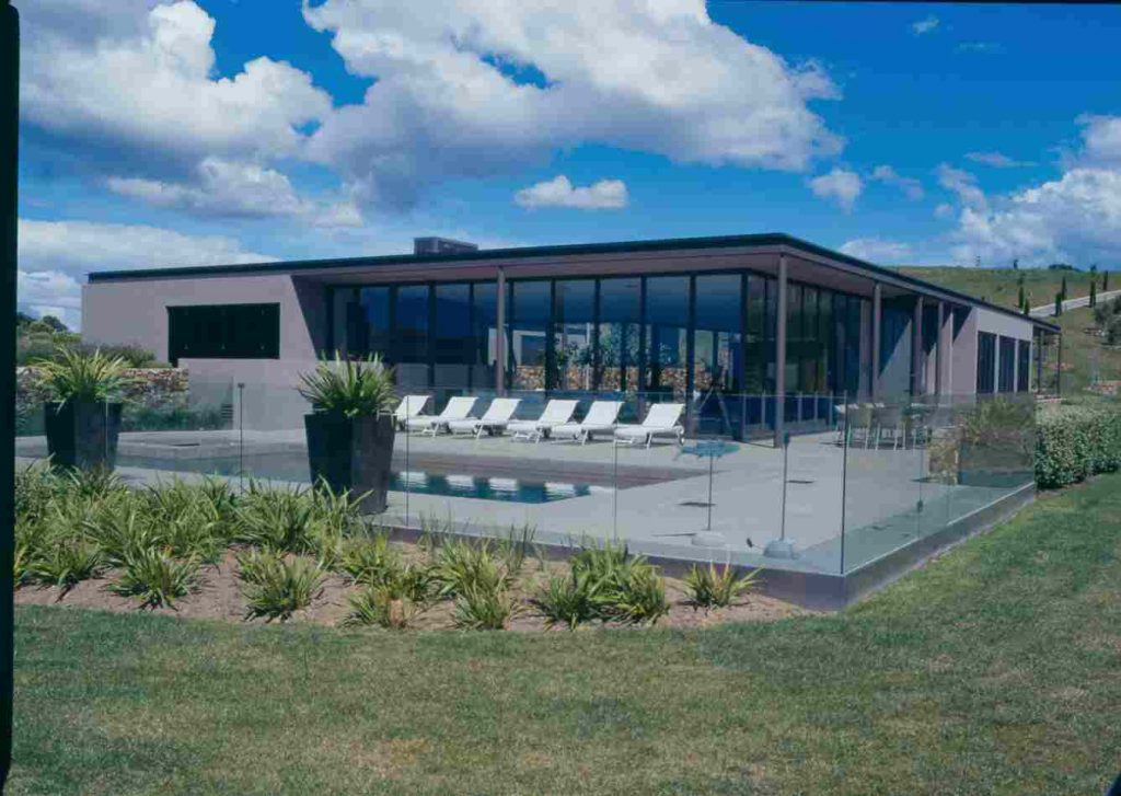 Private Residences Dominion Constructors Ltd